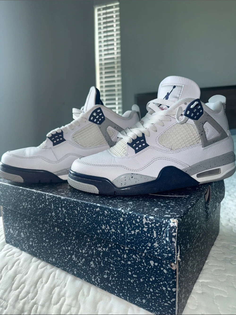 Jordan 4 Retro White/Midnight Navy With Original Box